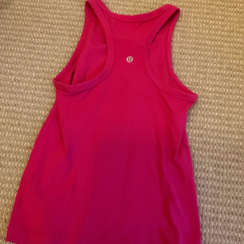 Lululemon tank top